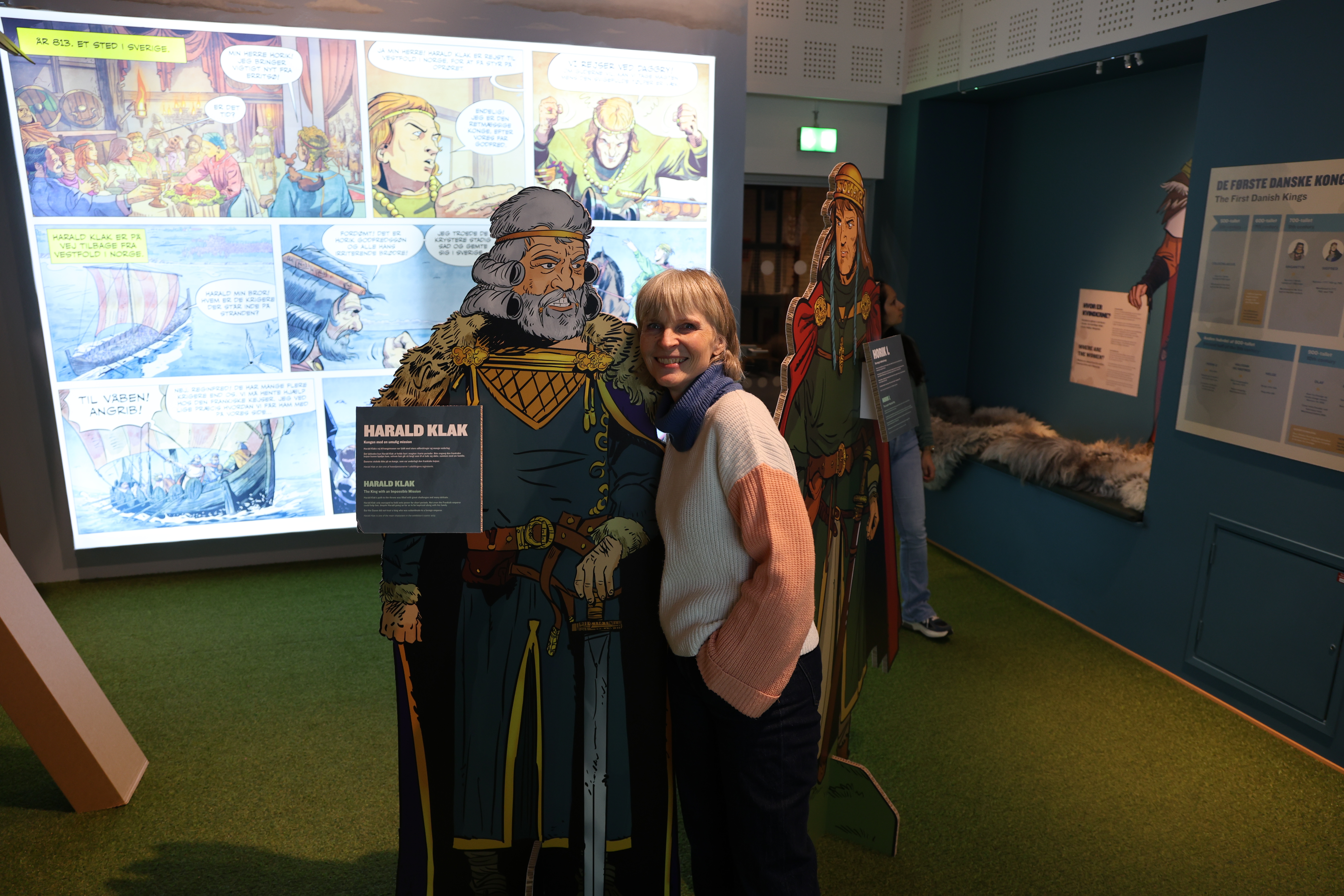 Charlotte Samson ved udstillingen i Spinderihallerne - elevintroduktionen 2025